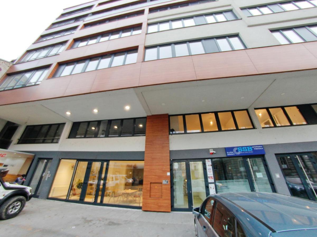 Апартаменты Apartman Centar- Free Parking Сараево Экстерьер фото