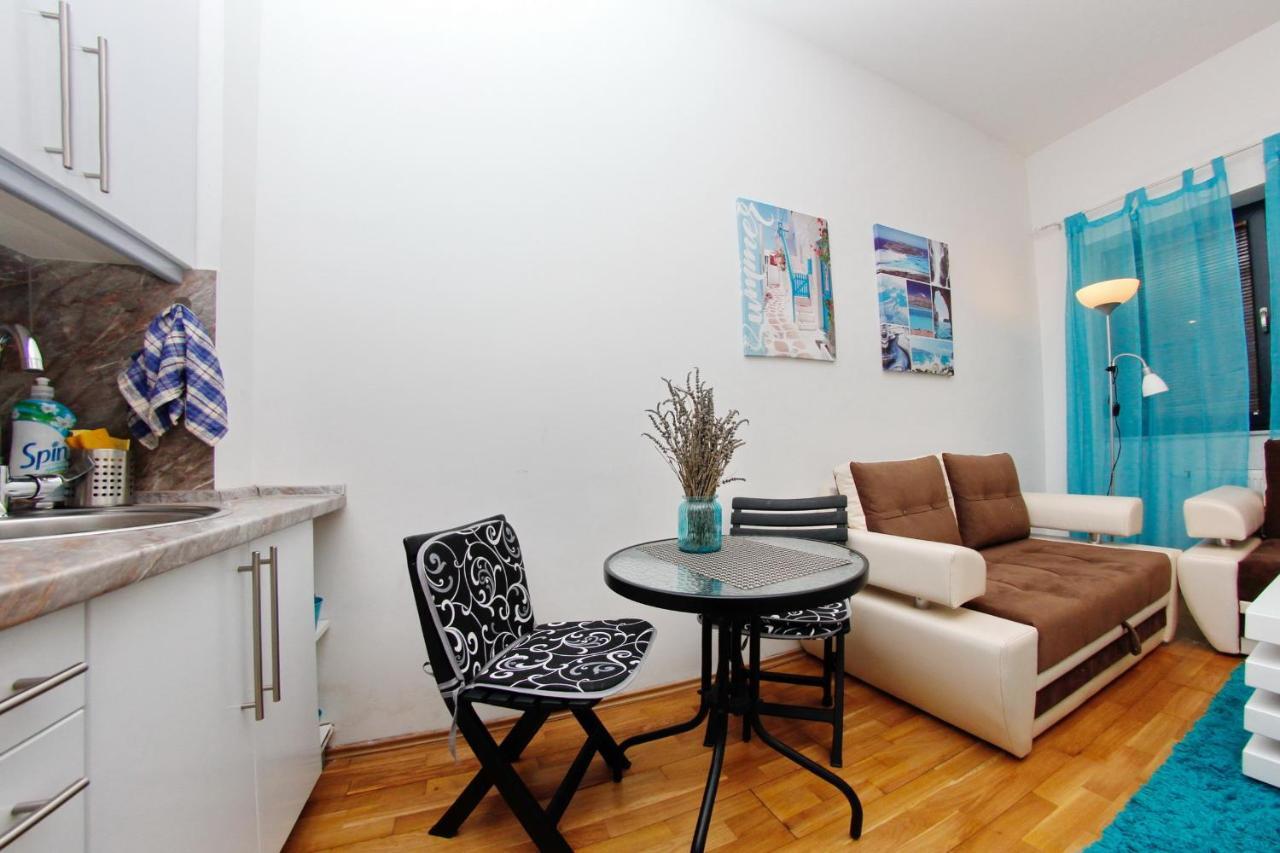 Апартаменты Apartman Centar- Free Parking Сараево Экстерьер фото
